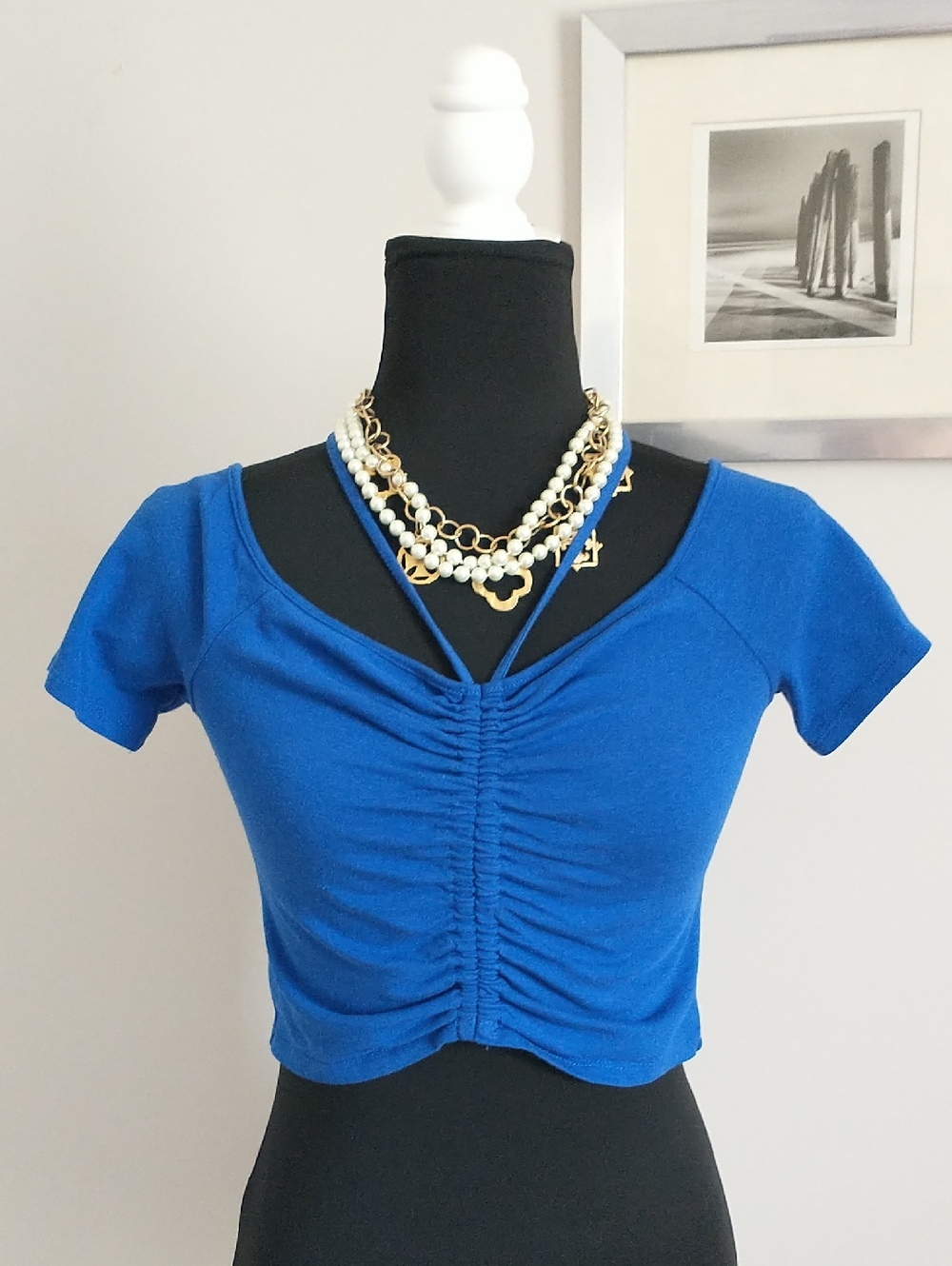 Blue Ruched Short Sleeve Women's Top. SIZE M
